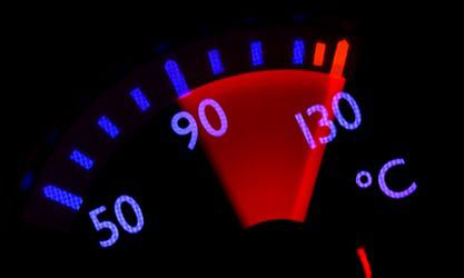 Leia mais sobre o artigo Cuidados Essenciais com o Sistema de Arrefecimento do Motor: Proteja Seu Carro do Calor Intenso do Verão!