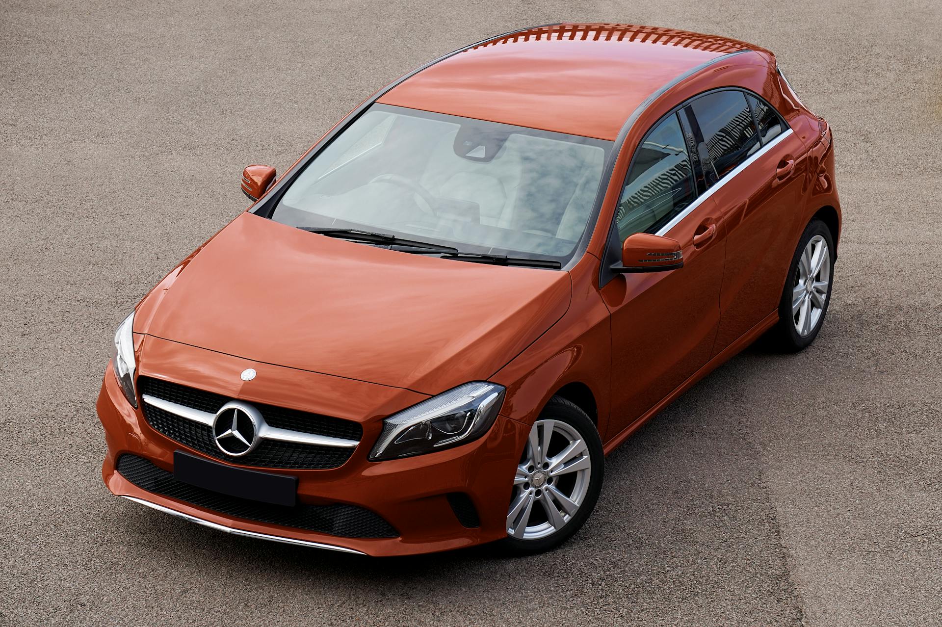 Leia mais sobre o artigo Mercedes-Benz GLA 200 2015: Ainda vale a pena em 2024?